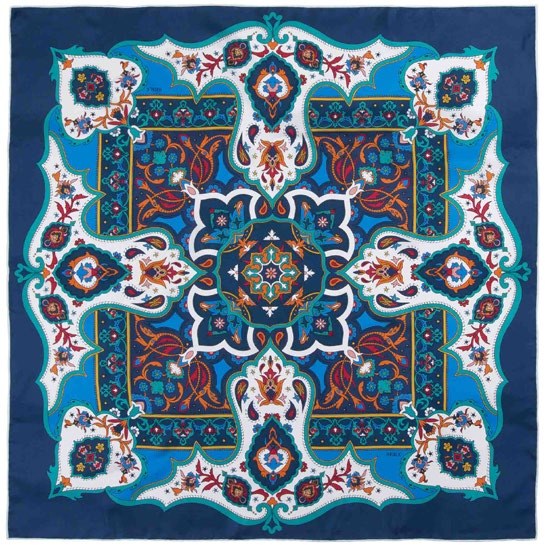 Foulard Flora 90x90 — Sera Fine Silk